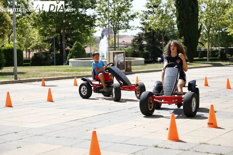 Juegos para niños en las fiestas del barrio Capuchinos