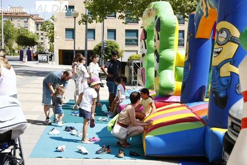 Juegos para niños en las fiestas del barrio Capuchinos