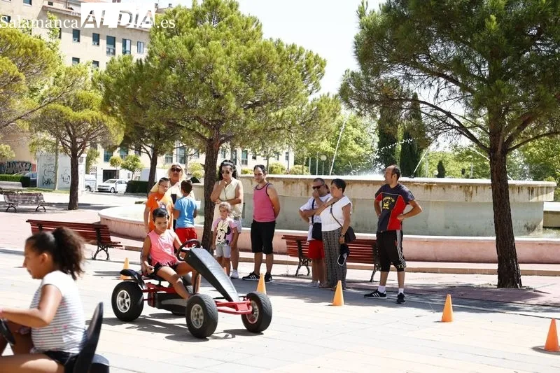 Juegos para niños en las fiestas del barrio Capuchinos