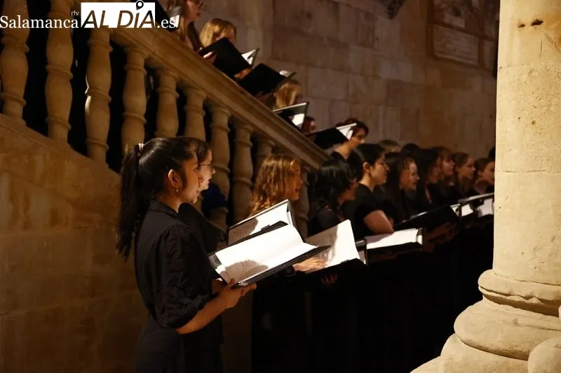 Concierto del Coro y Orquesta del Colegio James Allen en la Catedral Vieja