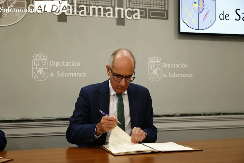 Firma de  la renovación del convenio este jueves en la Diputación de Salamanca
