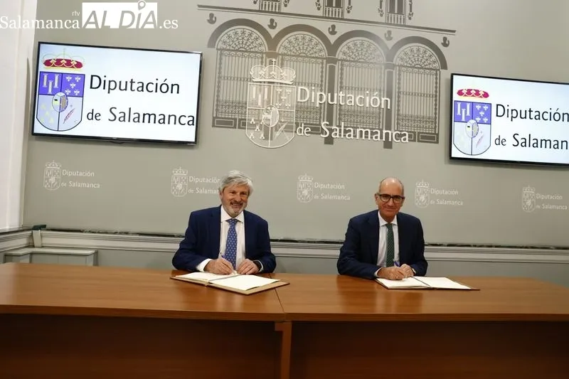 Firma de  la renovación del convenio este jueves en la Diputación de Salamanca