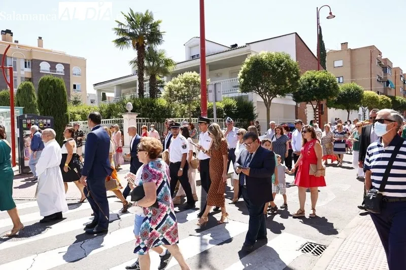 Procesión en Santa Marta con la imagen de la patrona