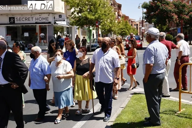 Procesión en Santa Marta con la imagen de la patrona