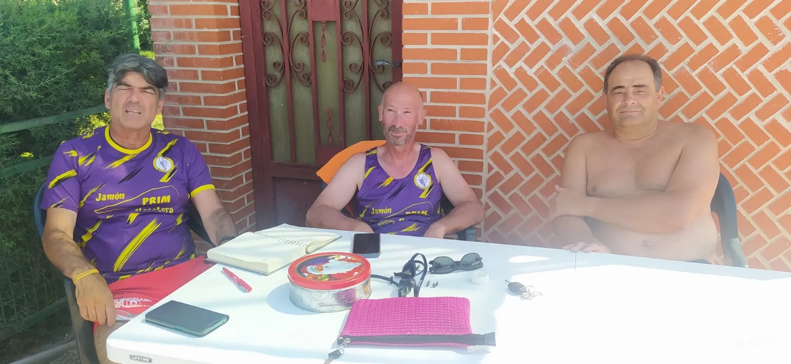 Las piscinas de Macotera acogían el Reto ‘Mójate por la Esclerosis Múltiple’