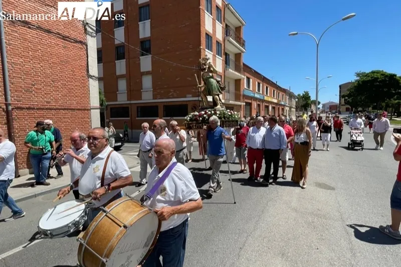 Foto 8 - Multitudinaria vuelta de la fiesta de San Cristobal en Pe&ntilde;aranda