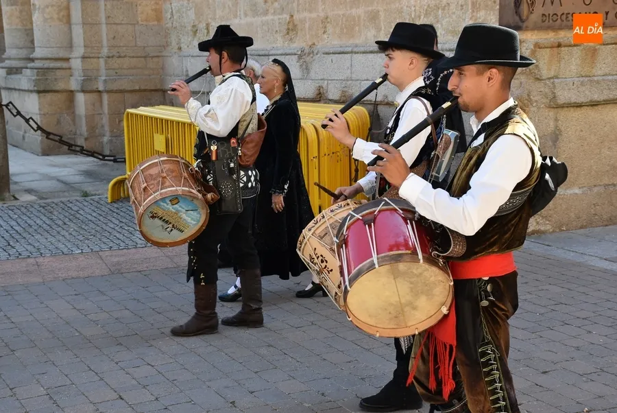 Foto 4 - Emocionante subida de El Mariquelo hasta el cupul&iacute;n de la Catedral de Ciudad Rodrigo
