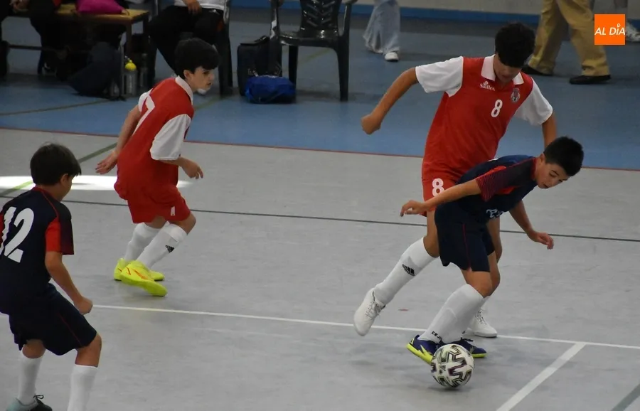Foto 9 - InterSala triunfa en tierras mirobrigenses en el intenso torneo hispano-luso de f&uacute;tbol sala