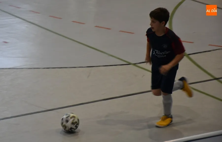 Foto 10 - InterSala triunfa en tierras mirobrigenses en el intenso torneo hispano-luso de f&uacute;tbol sala