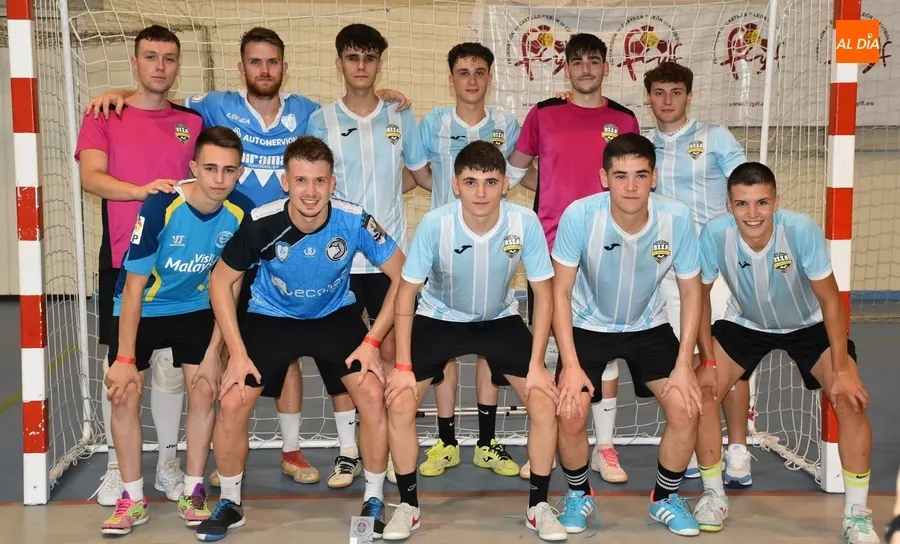 Foto 2 - El Real Brazzers FC triunfa en el 4&ordm; Torneo 48 Horas del III Columnas