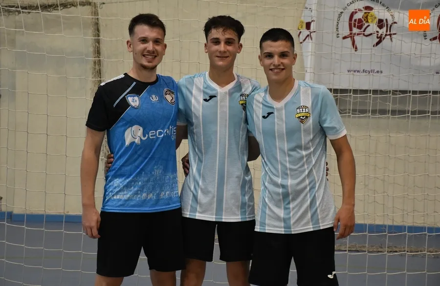 Foto 3 - El Real Brazzers FC triunfa en el 4&ordm; Torneo 48 Horas del III Columnas