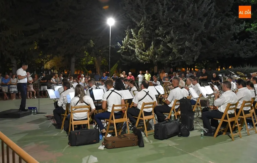 Foto 2 - La Banda de M&uacute;sica retorna a La Glorieta en la apertura del ciclo de actuaciones nocturnas