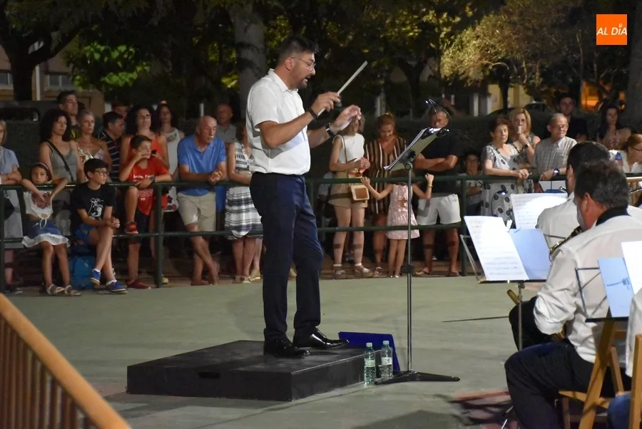 Foto 3 - La Banda de M&uacute;sica retorna a La Glorieta en la apertura del ciclo de actuaciones nocturnas