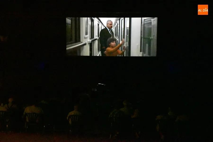 Foto 7 - Un alocado viaje a Asturias abre las Noches de Cultura en Ciudad Rodrigo