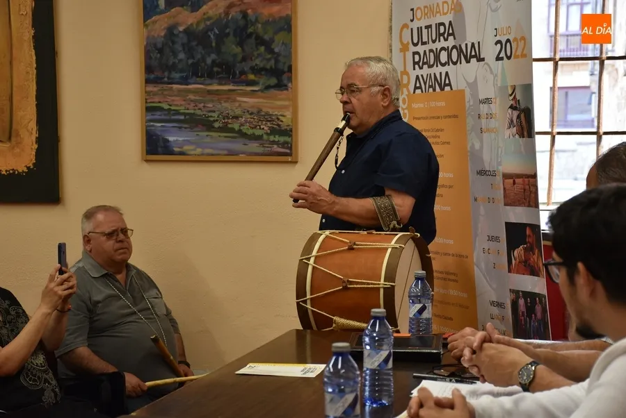 Foto 4 - Arrancan las Jornadas de Cultura Tradicional Rayana con una mezcla de veteran&iacute;a y juventud