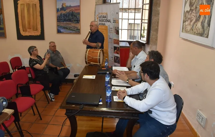 Foto 3 - Arrancan las Jornadas de Cultura Tradicional Rayana con una mezcla de veteran&iacute;a y juventud