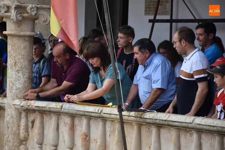 Foto 10 - Medio centenar de ni&ntilde;os y j&oacute;venes de Ucrania pasan una jornada en Ciudad Rodrigo