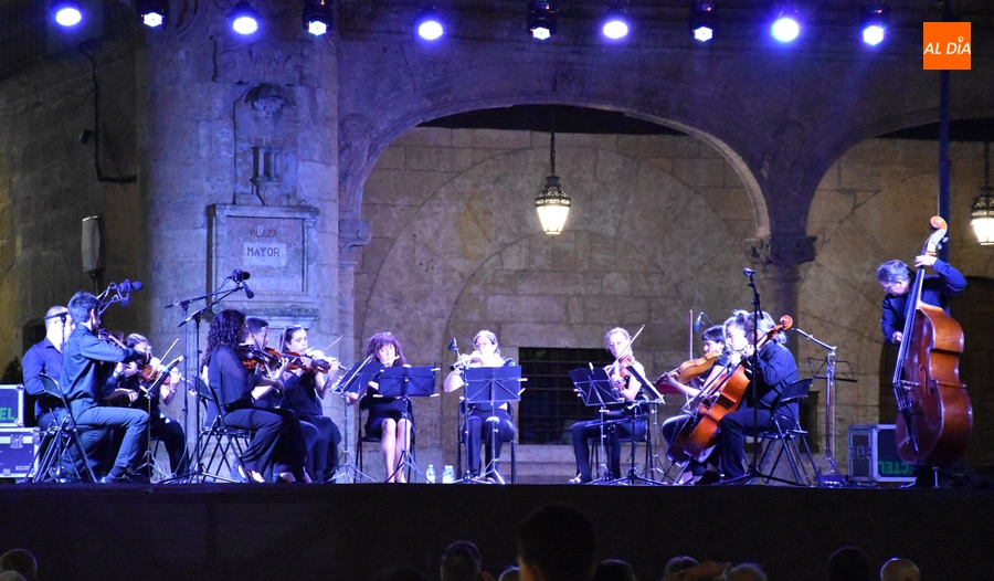 Noche de cine en la Plaza Mayor con la Orquesta de C&aacute;mara del Casino de Salamanca