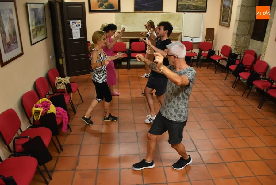 Foto 11 - Turno para el baile en las Jornadas de Cultura Tradicional Rayana
