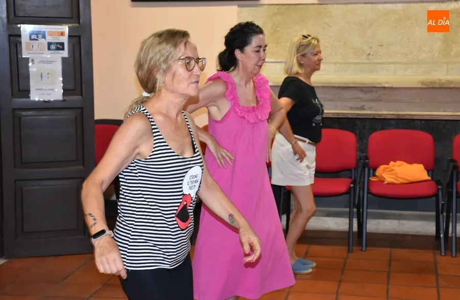Foto 6 - Turno para el baile en las Jornadas de Cultura Tradicional Rayana