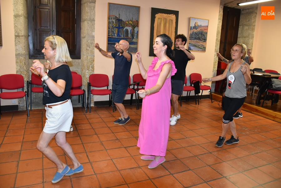 Foto 2 - Turno para el baile en las Jornadas de Cultura Tradicional Rayana