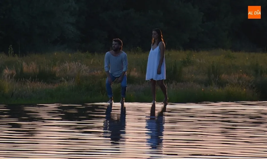 Foto 3 - El 1&ordm; Dance River Festival deja un llamativo baile sobre el m&iacute;tico muro de La Pesquera