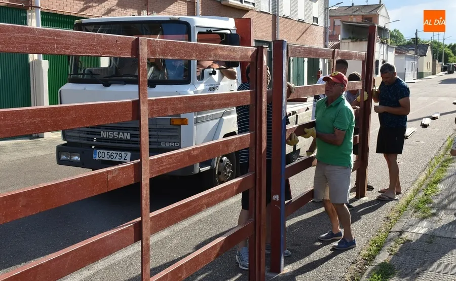 Foto 5 - El Barrio Nuevo se prepara para su esperada cita taurina del s&aacute;bado