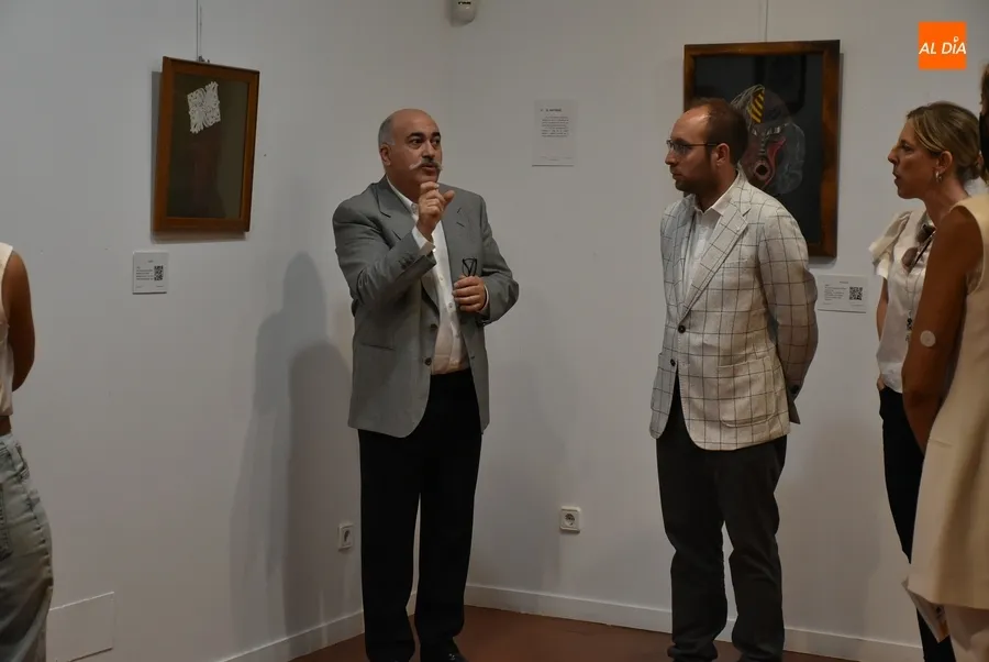 Foto 2 - El encaje en su versi&oacute;n m&aacute;s contempor&aacute;nea, protagonista en la Casa de la Cultura