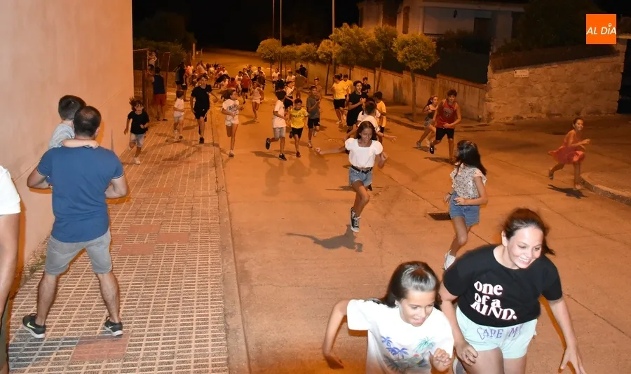 Foto 11 - Las Canteras recupera con gran participaci&oacute;n su cl&aacute;sica cita con los carretones