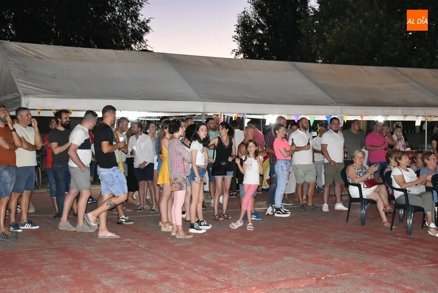 Foto 6 - Jos&eacute; Alberto Mart&iacute;n Zamarre&ntilde;o pregona las fiestas del Barrio Nuevo evocando &ldquo;nuestra historia&rdquo;