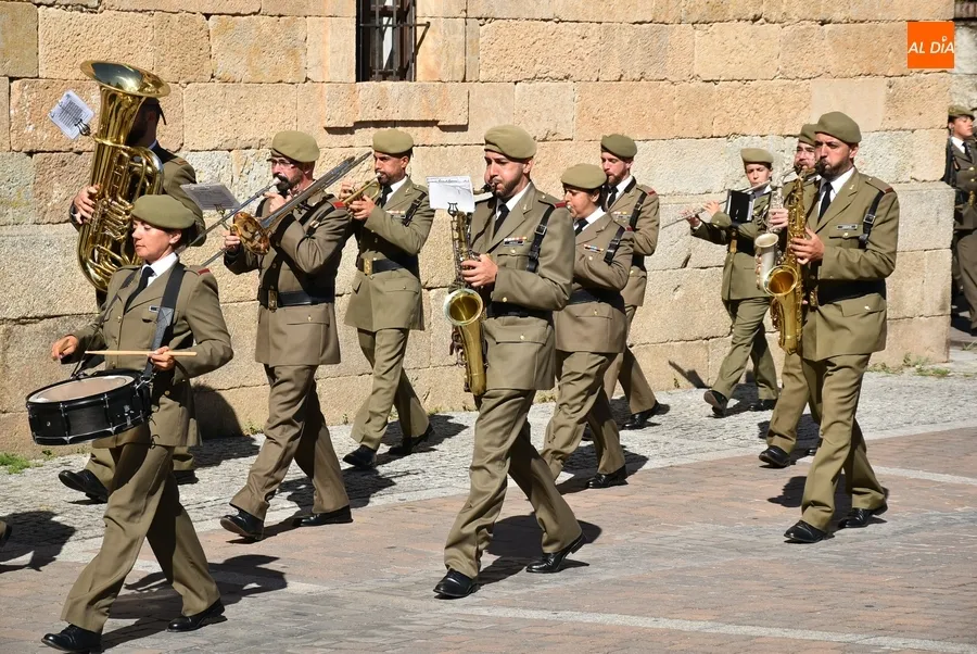 Foto 7 - Ciudad Rodrigo homenajea a los que dieron su vida por la defensa de la ciudad