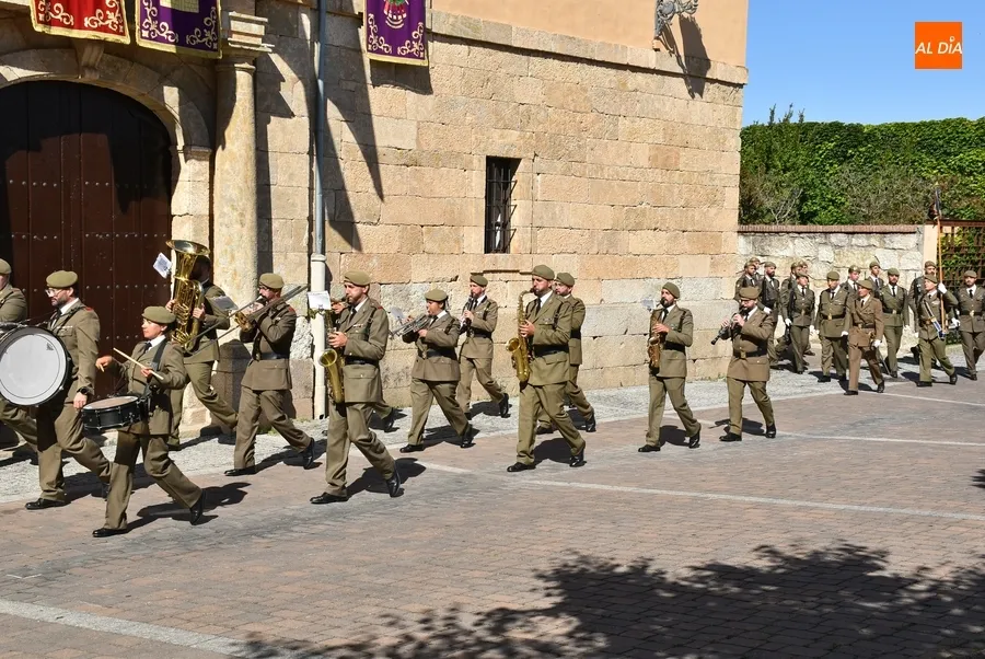 Foto 8 - Ciudad Rodrigo homenajea a los que dieron su vida por la defensa de la ciudad