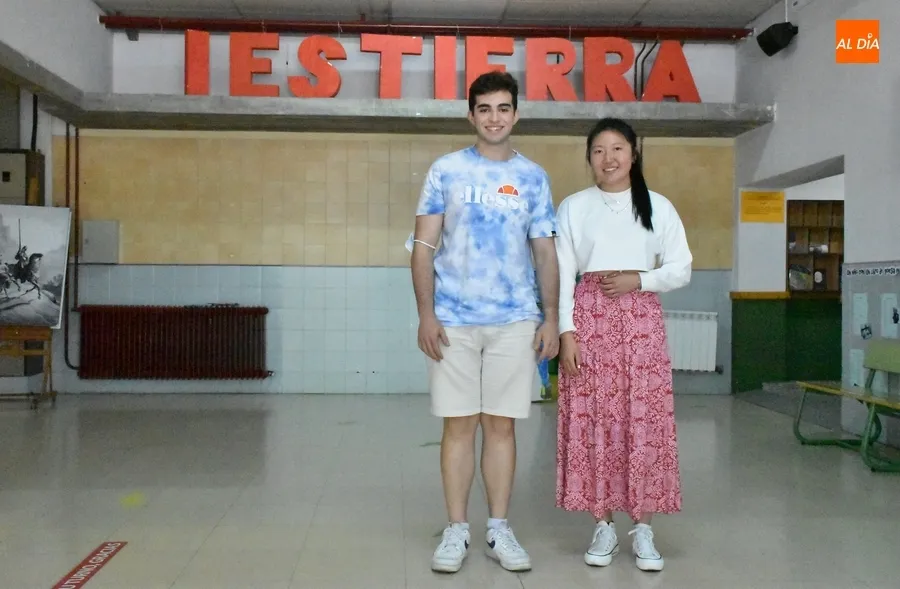 Foto 2 - La alumna del IES Tierra Alba Garc&iacute;a roza la perfecci&oacute;n en la EBAU con un 13,84 sobre 14