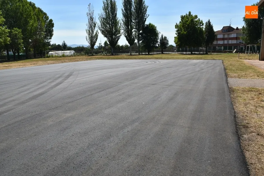Foto 3 - Remozada la pista deportiva del Colegio Arrabal del Puente