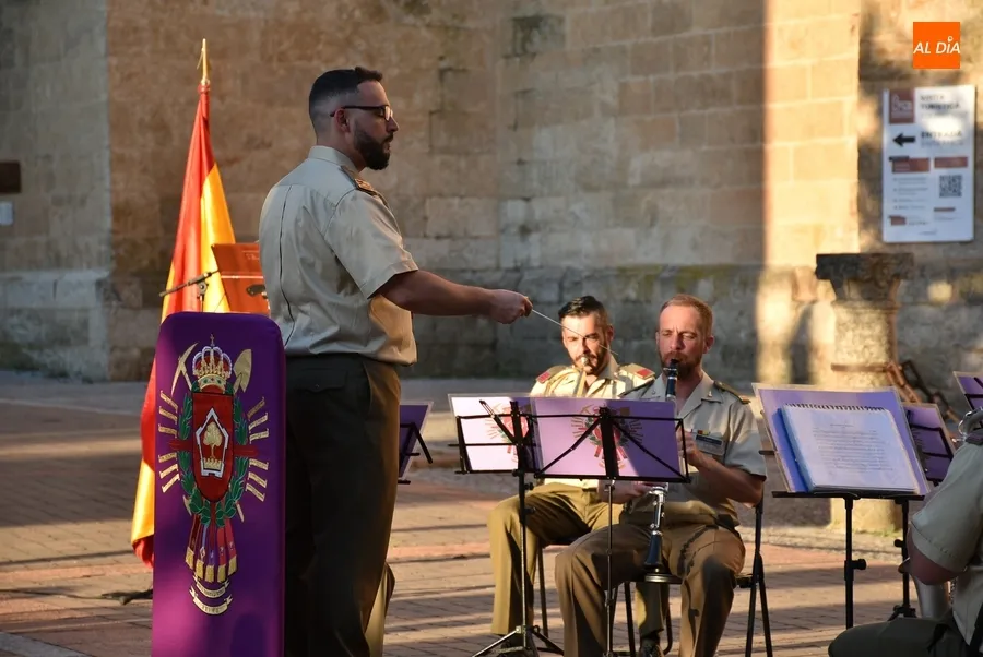 Foto 5 - La Banda de Guerra del REI N&ordm;11 le pone la nota musical a la Semana Napole&oacute;nica