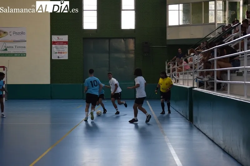 Foto 11 - Arranca el torneo veraniego de f&uacute;tbol sala en busca de campe&oacute;n