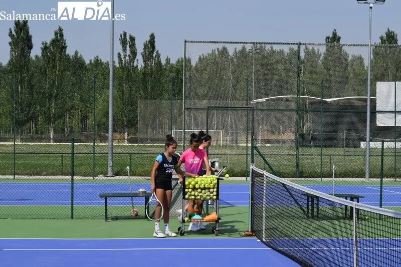 Foto 5 - Deporte y diversi&oacute;n van de la mano en el Campus de Verano del Club de Tenis Alba de Tormes