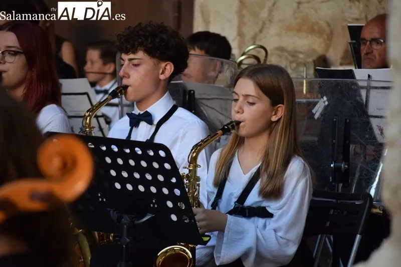 Foto 9 - El XI Encuentro Orquestal Sinf&oacute;nico clausura una nueva edici&oacute;n con un concierto por todo lo alto