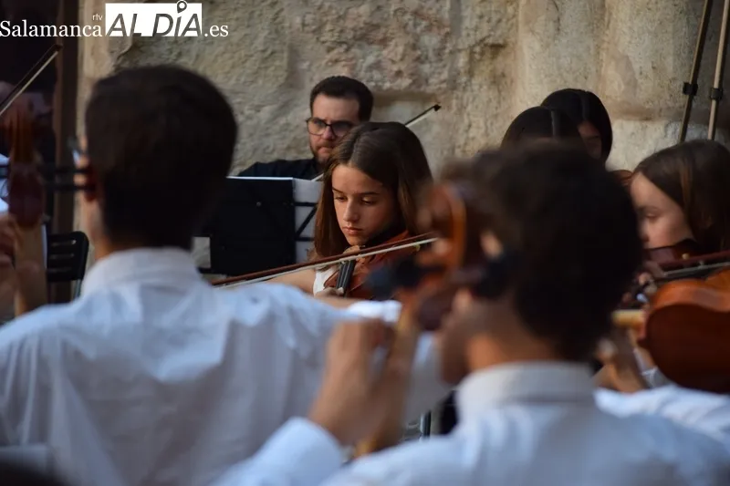 Foto 8 - El XI Encuentro Orquestal Sinf&oacute;nico clausura una nueva edici&oacute;n con un concierto por todo lo alto