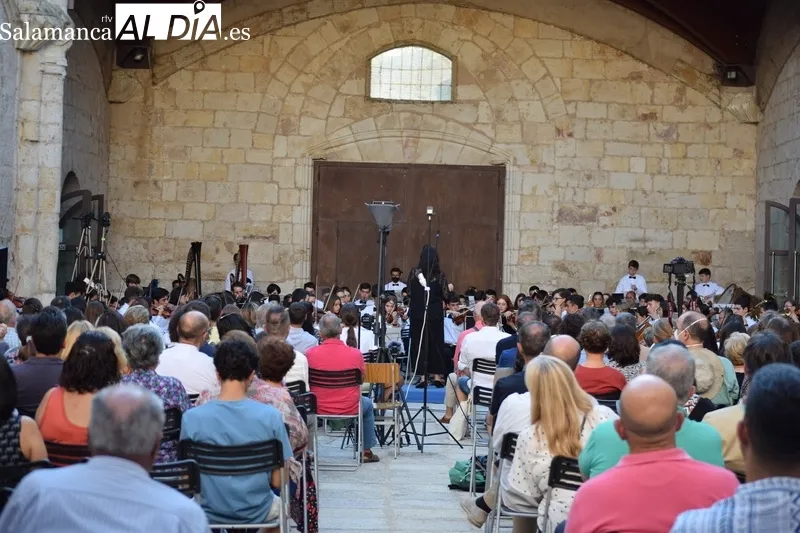 Foto 7 - El XI Encuentro Orquestal Sinf&oacute;nico clausura una nueva edici&oacute;n con un concierto por todo lo alto