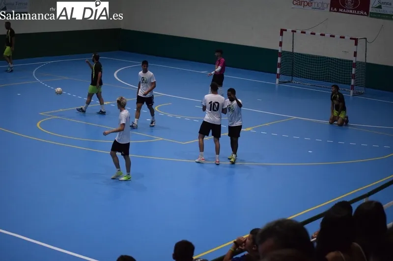 Foto 6 - GoSport se hace con la final del Torneo de Verano de F&uacute;tbol Sala (10-4)