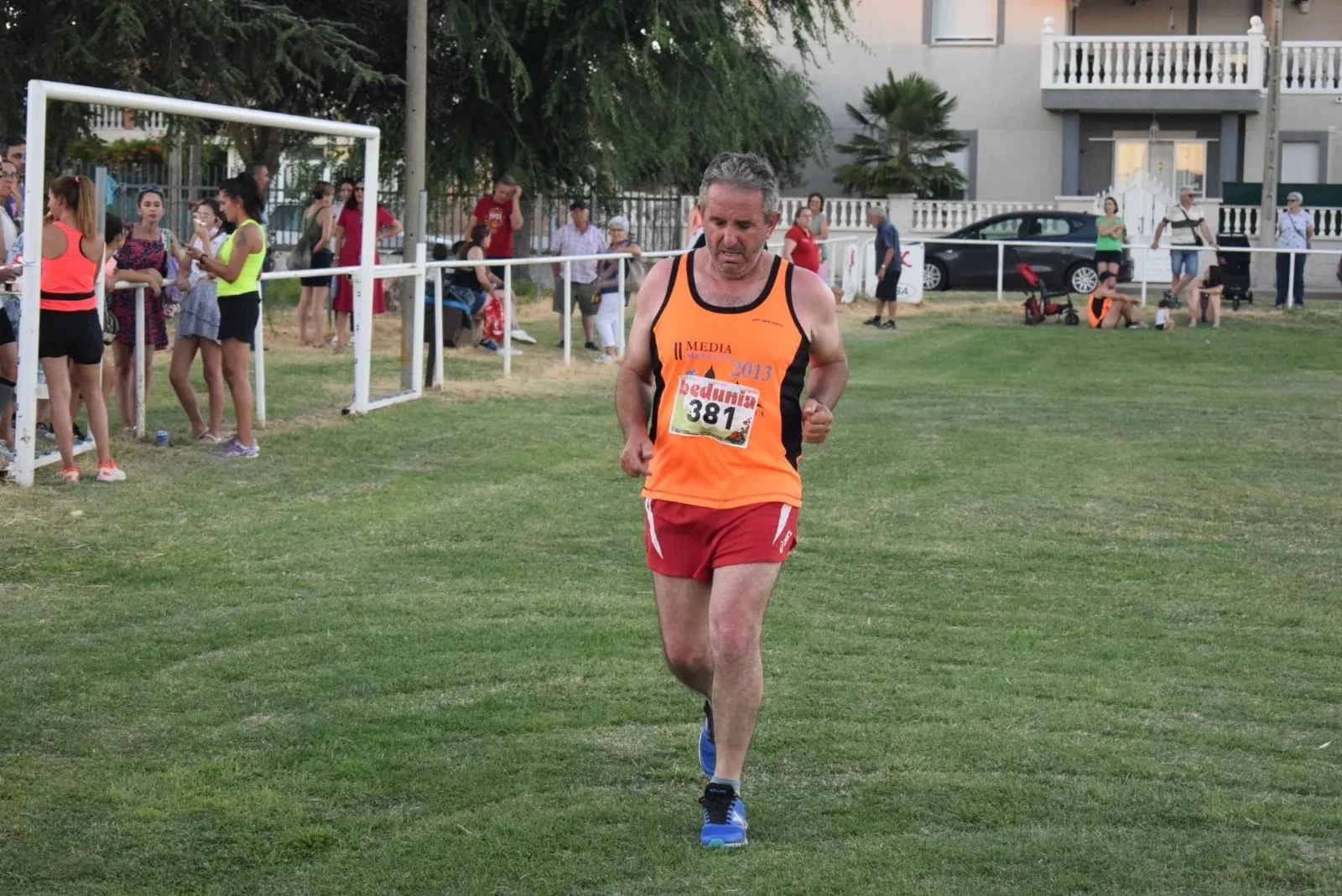Foto 7 - La XIV Carrera Popular de Villoruela corona a Alberto Marcos y Ver&oacute;nica S&aacute;nchez