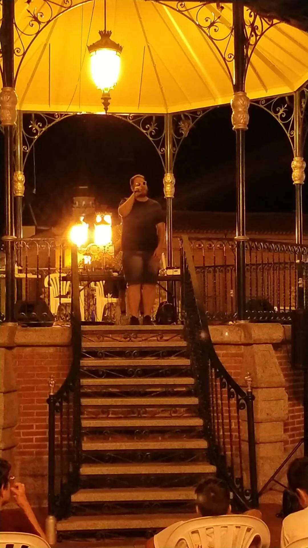 Los raperos Abram y Di Neim ofrecían un concierto en la Plaza de España 