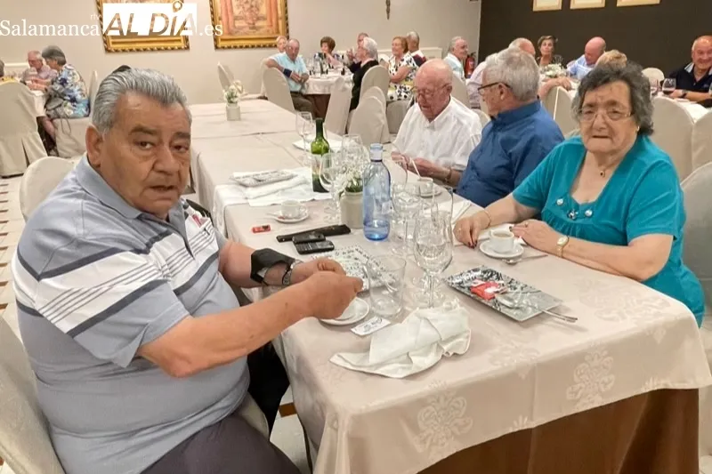 La asociaciòn de mayores San Miguel ha retomado su fiesta anual este viernes