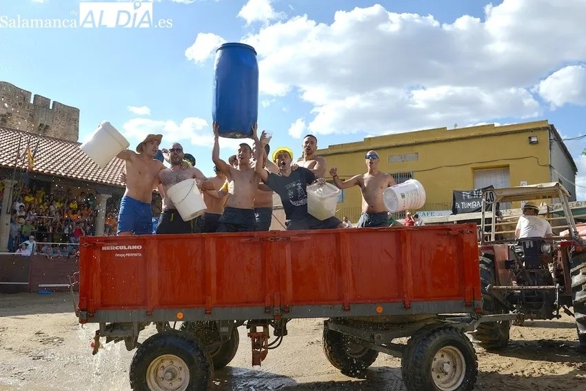 Tarde festiva con sabor taurino en Sobradillo / REPORT. GRÁFICO: ERNESTO MARTÍN 