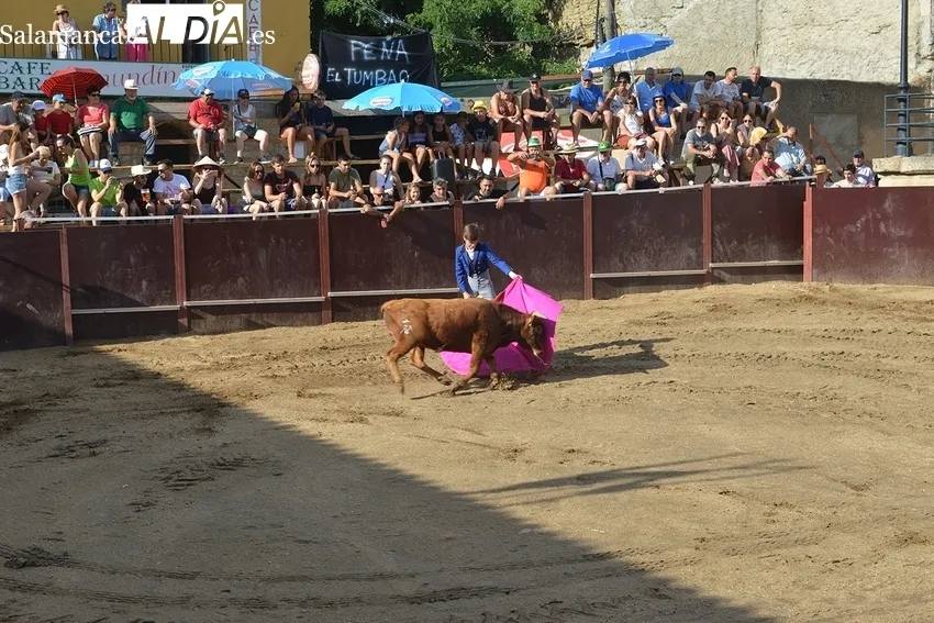 Tarde festiva con sabor taurino en Sobradillo / REPORT. GRÁFICO: ERNESTO MARTÍN 