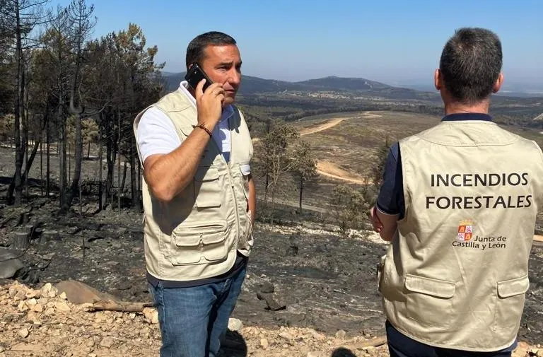 Foto 3 - Ajustada a 8.623 la cifra de hect&aacute;reas afectadas por el incendio en territorio salmantino