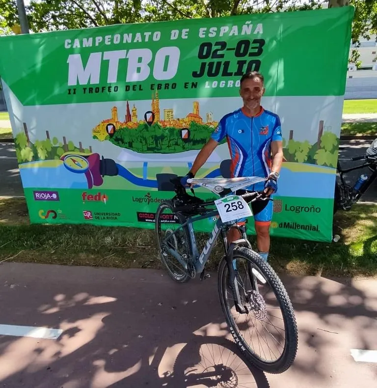 Foto 3 - Ciudad Rodrigo Orientaci&oacute;n compite en el Nacional de MTB-O y en la O&rsquo;M&eacute;di&eacute;vales de Francia