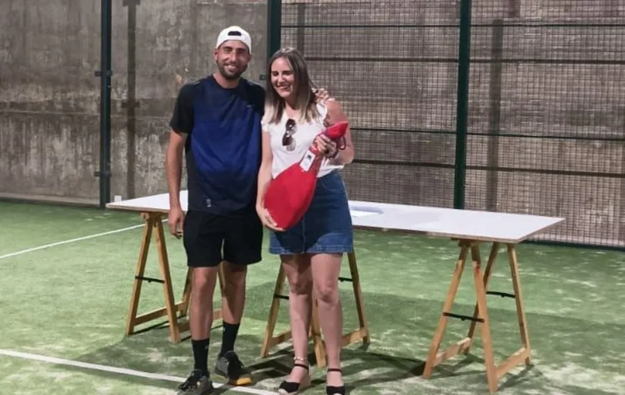 Foto 11 - Los mirobrigenses Goyo y Luismi se adjudican el 1&ordm; Torneo de P&aacute;del de Castillejo de Mart&iacute;n Viejo