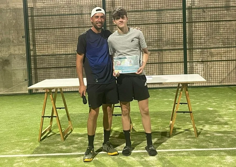 Foto 9 - Los mirobrigenses Goyo y Luismi se adjudican el 1&ordm; Torneo de P&aacute;del de Castillejo de Mart&iacute;n Viejo
